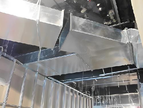 大型酒店廚房排煙風管安裝