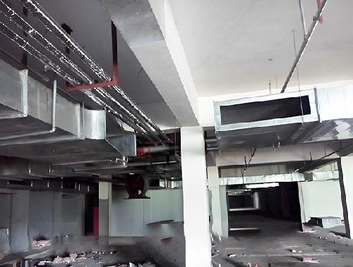 通風管道安裝現(xiàn)場